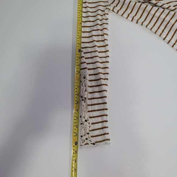 Free People   Women's   Size M   Top  White & Brown  Striped - Picture 9 of 13